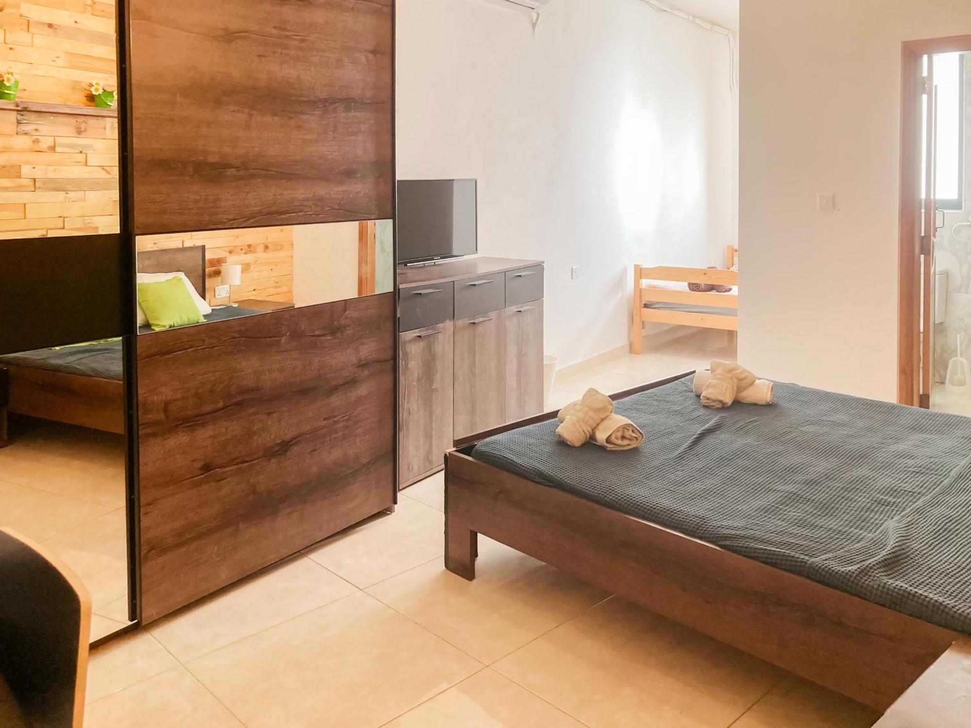 Xl Central Home - Sleeps 10 People Pieta Luaran gambar