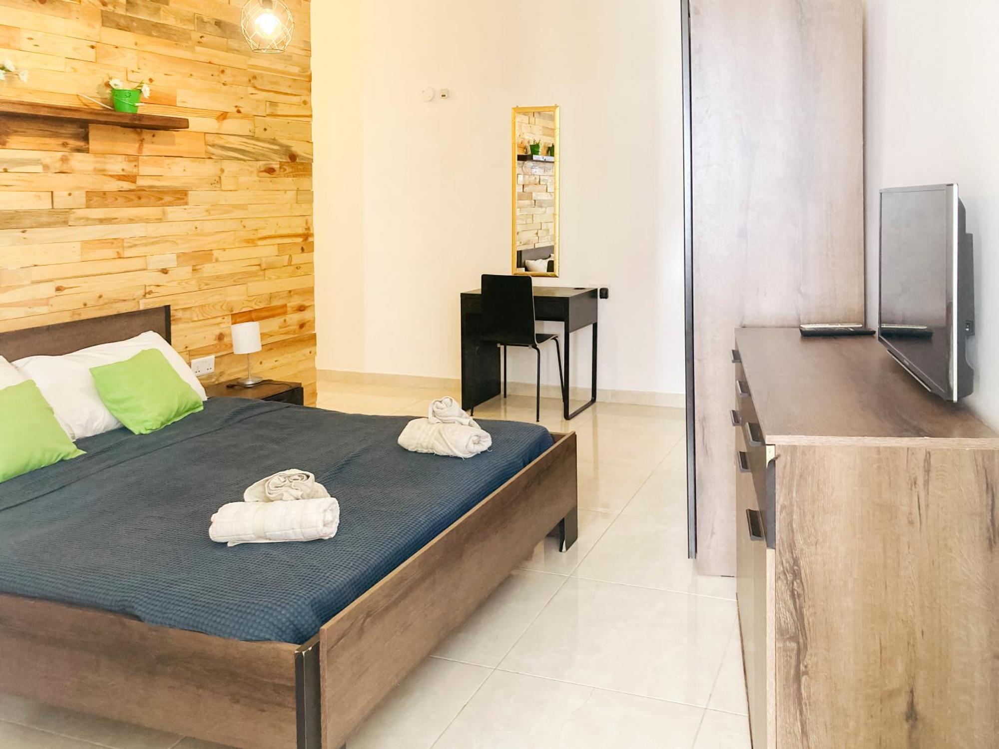 Xl Central Home - Sleeps 10 People Pieta Luaran gambar